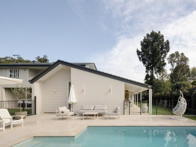 Beautifully Renovated Architectural Family Retreat of Exceptional Calibre