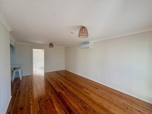 Beautifully Renovated Budgewoi Home