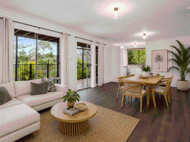 Beautifully Renovated Duplex in a Peaceful Leafy Setting