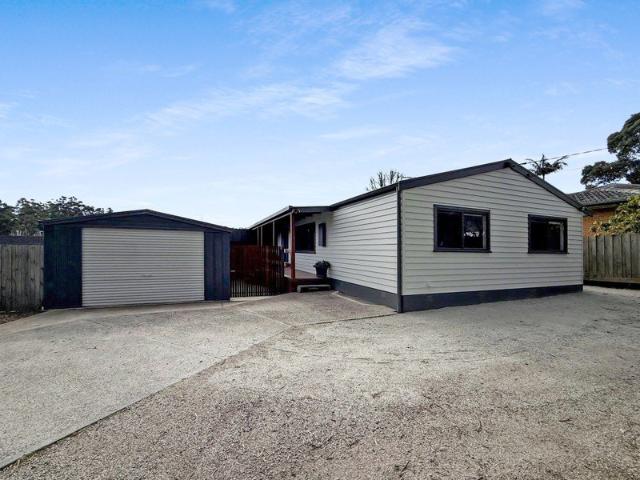 BEAUTIFULLY RENOVATED FOUR BEDROOM HOME WITH AN INCREDIBLE MAN SHED
