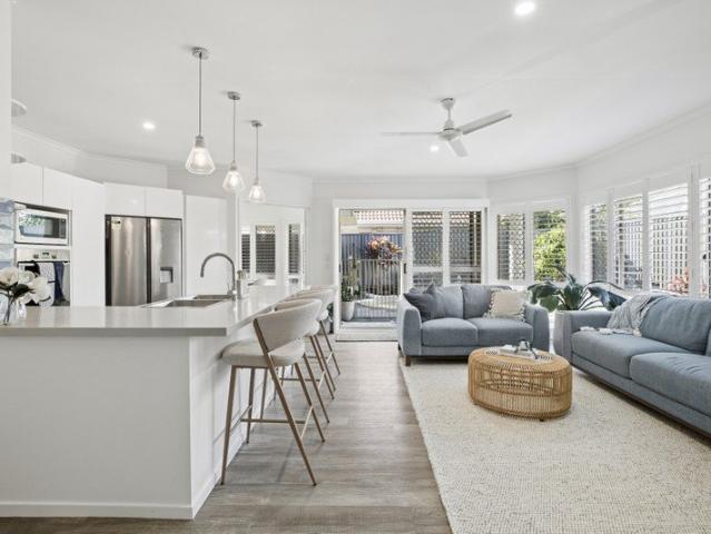 Beautifully Renovated Family Home in a Quiet Robina Cul de Sac