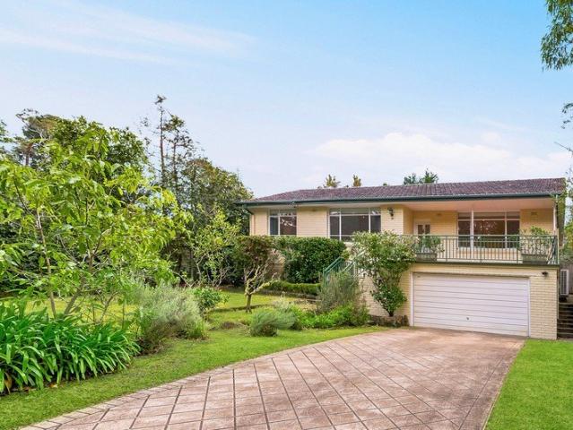 Beautifully Renovated Family Home in Peaceful Cul de Sac