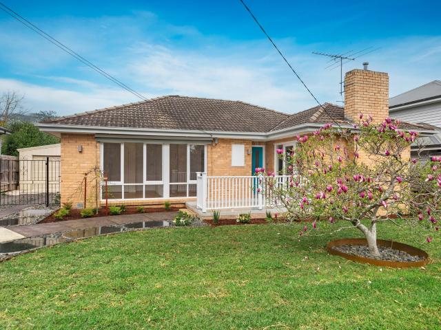 Beautifully Renovated Family Home in Prime Nunawading Location