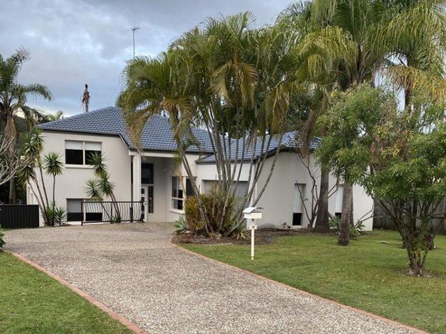 BEAUTIFULLY RENOVATED UNFURNISHED FAMILY HOME IN QUIET PARKWOOD CUL DE SAC