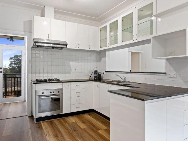 Beautifully Renovated Family Home in the Heart of Leura