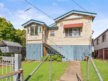 Beautifully Renovated Family Home in the Highly Sought After BSSSC Catchment