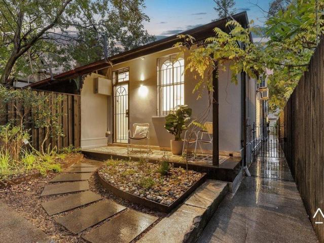 Beautifully Renovated Family Home with Versatile Rear Studio