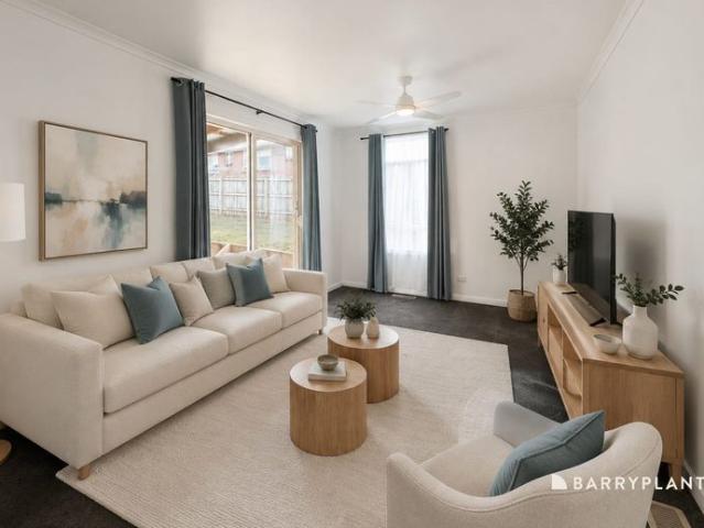 Beautifully Renovated Family Home with Impressive Outdoor Space