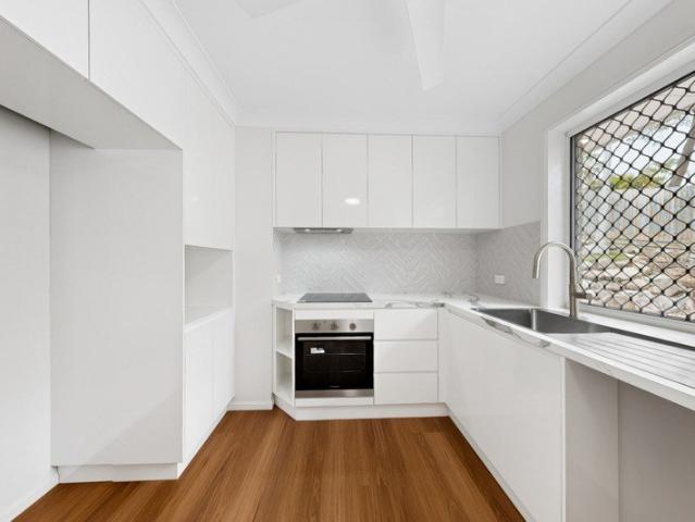 Beautifully Renovated Family Home with Modern Finishes & Spacious Outdoor Entertaining!