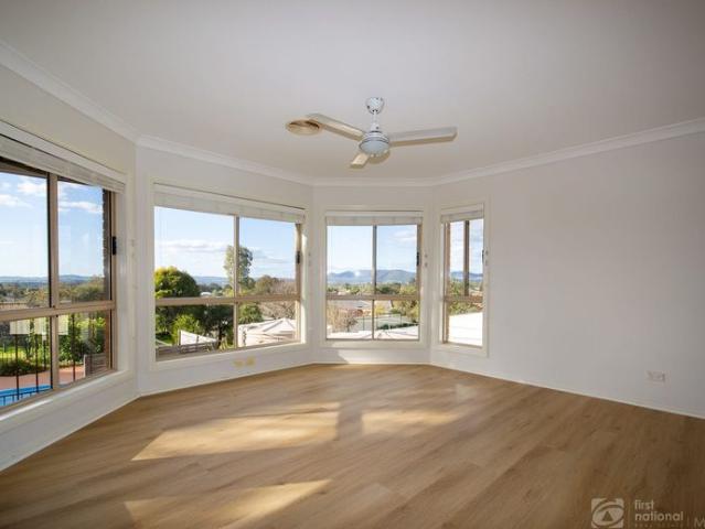 Beautifully Renovated Family Home with Pool & Panoramic Views