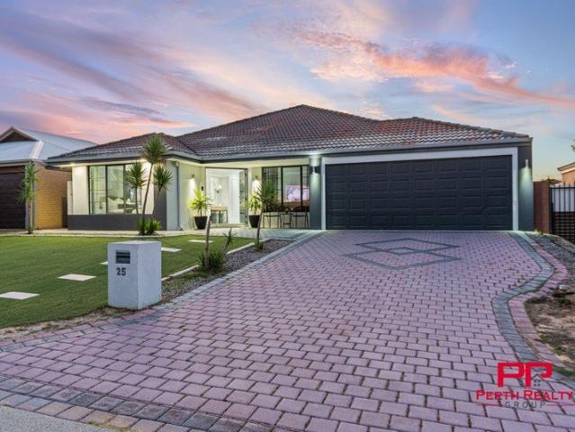Beautifully Renovated Family Home with Solar & Stunning Outdoor Space Ellenbrook