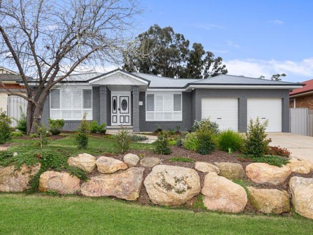 Beautifully Renovated Family Living