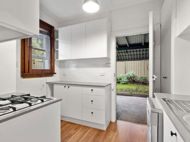 Beautifully Renovated Federation Home!