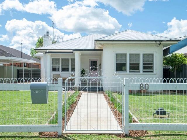 Beautifully renovated, fully furnished and ready to move in