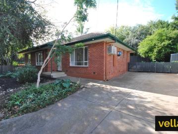 Beautifully renovated house located on quiet cul de sac road