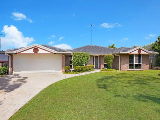 BEAUTIFULLY RENOVATED HOME CLOSE TO CORNUBIA FOREST + POOL!