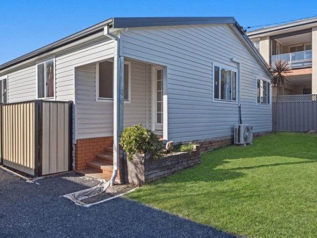 Beautifully Renovated Home in the Heart of Long Jetty