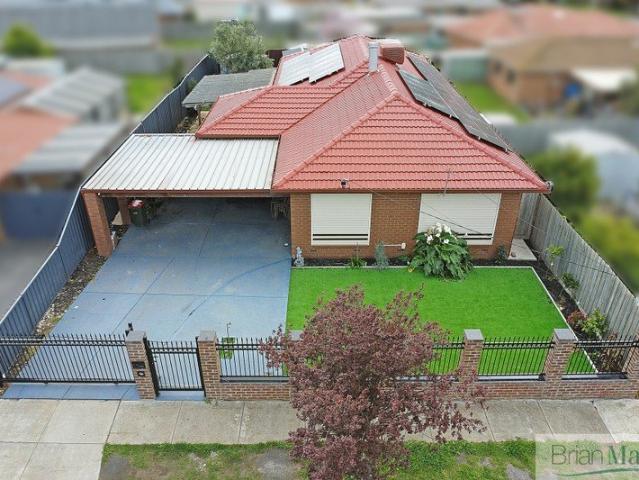 Beautifully Renovated Home in Bellbridge Estate