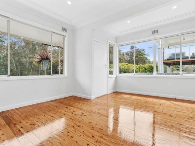 Beautifully Renovated Home in Prime Waterfront Location