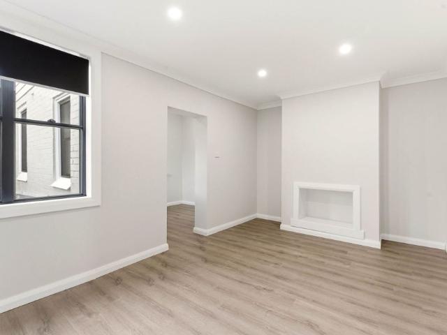 Beautifully Renovated One Bedroom Residence