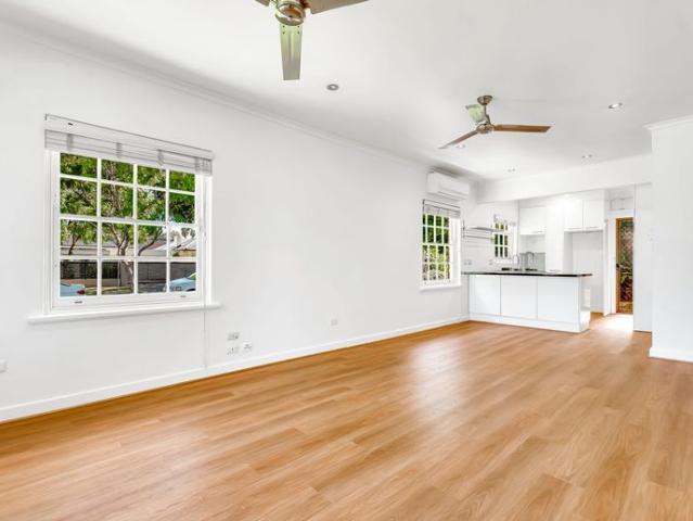 Beautifully renovated light and bright unit