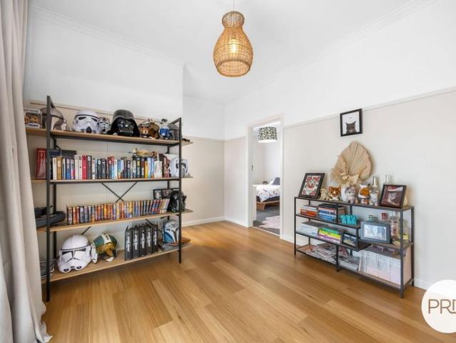 BEAUTIFULLY RENOVATED, SPACIOUS FAMILY HOME CLOSE TO EVERYTHING!