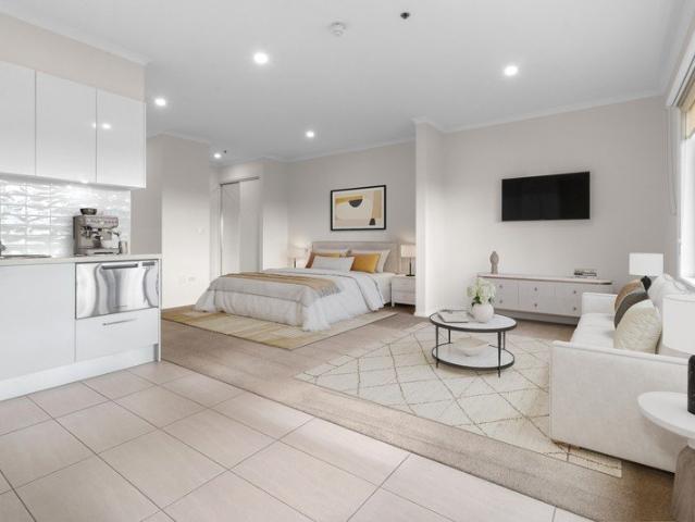 Beautifully Renovated Studio Apartment Spacious, Stylish & Serviced