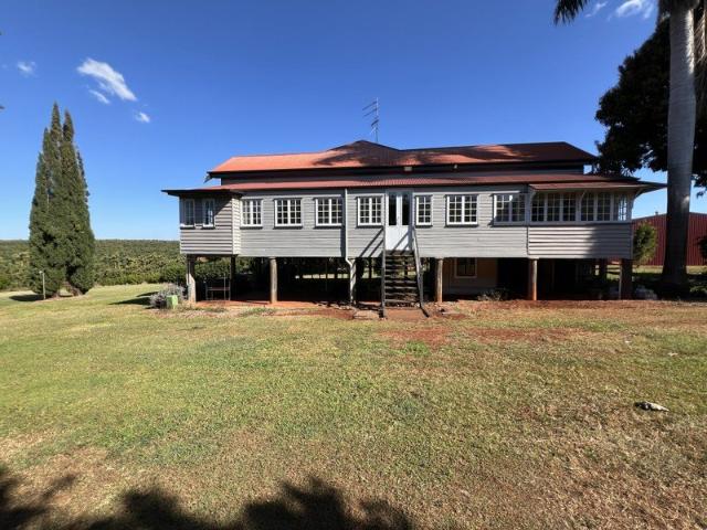 Beautifully Renovated Queenslander with Space and Character