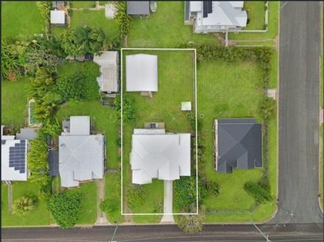 Beautifully Renovated Queenslander