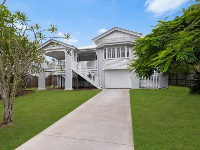 Beautifully Renovated Queenslander