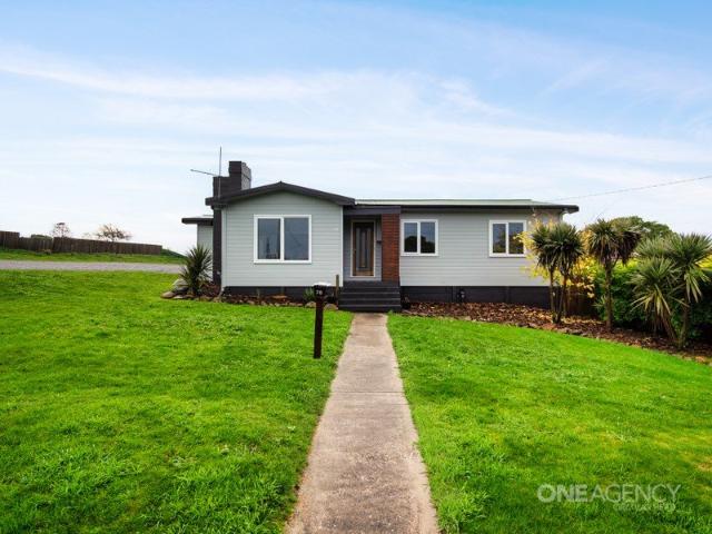 Beautifully Renovated & Ready to Enjoy