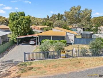 House for sale in Alice Springs County - Air conditioning