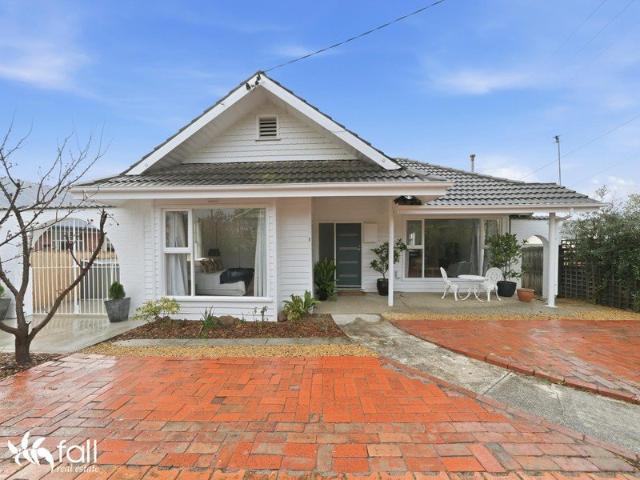 Beautifully Renovated, Warmly Welcoming and Ready to Enjoy