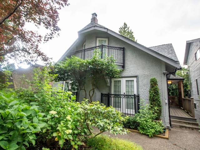 Beautifully Renovated West Side House
