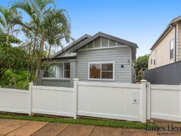 Beautifully Renovated with Timeless Charm This is 34 Gamack Street, Mayfield!