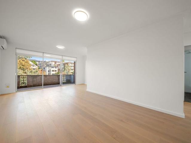 Beautifully Renovated Top Floor Apartment in the Heart of Coogee