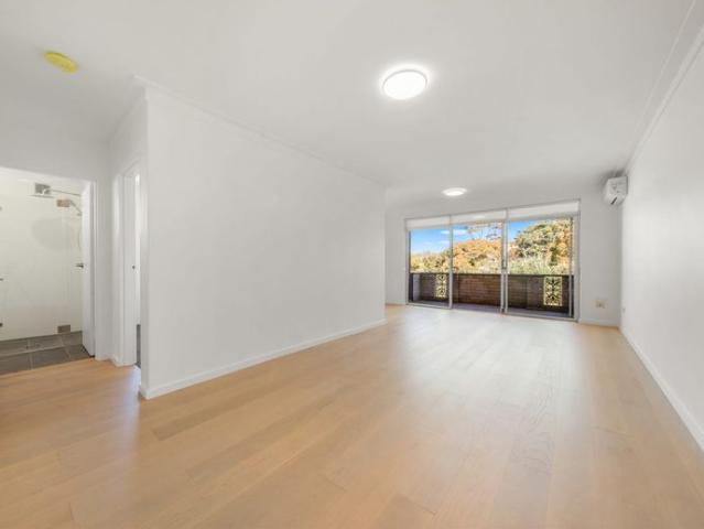 Beautifully Renovated Top Floor Apartment in the Heart of Coogee