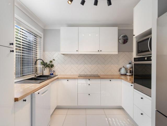 Beautifully Renovated Throughout Spacious Courtyard No Rear Neighbours with Leafy Backdrop