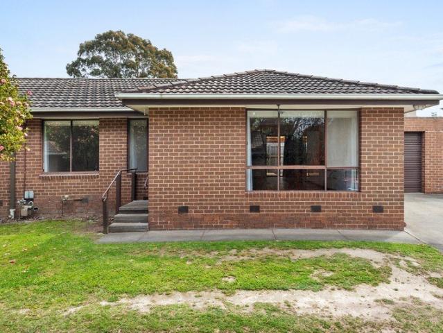 Beautifully Renovated Two Bedroom Unit
