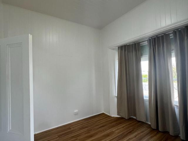 Beautifully Renovated Unit in Great Location