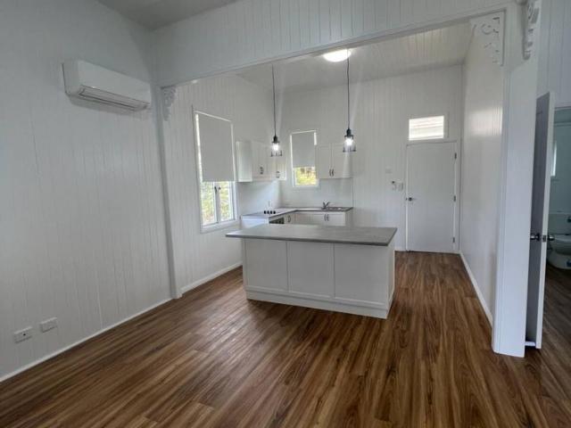 Beautifully Renovated Unit in Great Location