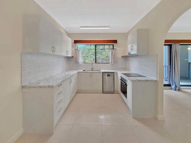 Beautifully Renovated Unit Just Moments from the Beach!