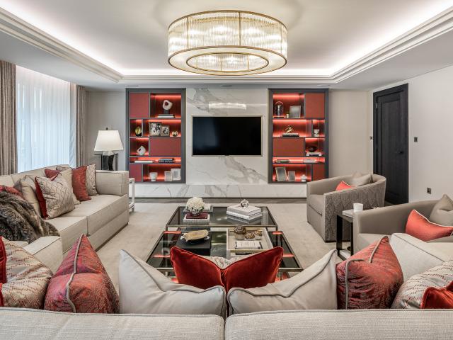 Beautifully Refurbished Two Bedroom Apartment Moments from Harrods and Hyde Park