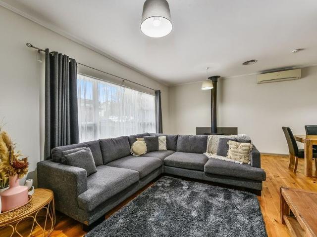 Beautifully Refurbished Home in a Prime Central Location