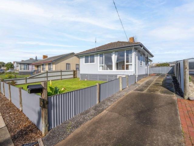 Beautifully Refurbished Home