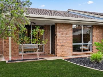 Beautifully Refreshed for Relaxed Lifestyle Living