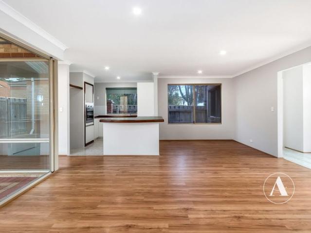 Beautifully Refreshed Home in Sought After Palmyra