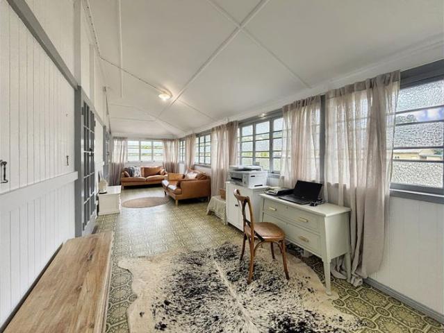 Beautifully Restored Queenslander in the Heart of Imbil