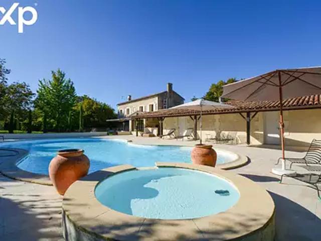 Beautiran 33640 Achat / Vente maison 9 pièces t9 piscine parking