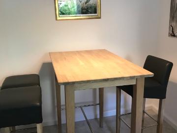 Beautyful flat under the old abbey church, towncenter, green view, quiet and cosy!, Monchengladbach Amsterdam Apartments for Rent